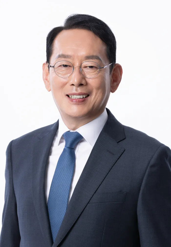 金度邑