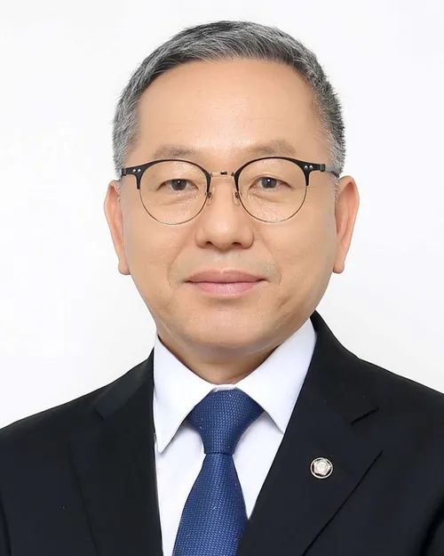 Kim Moon-soo