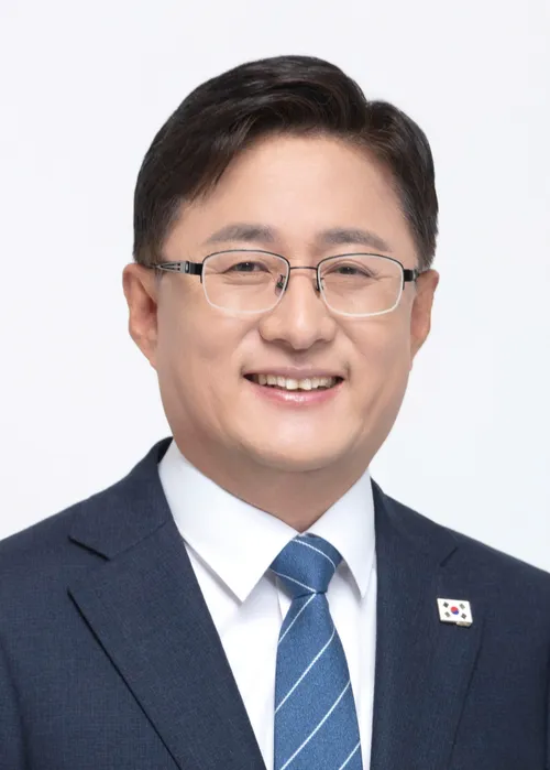 Kim Sung-hwan