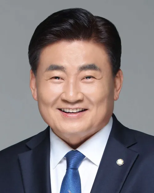 So Byung-hoon