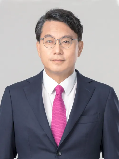 Yoon Sang-hyun