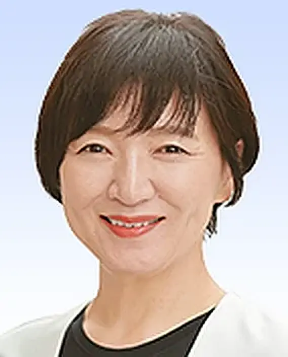 白川  容子
